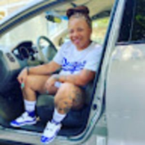 Meet your Posher, Ebony